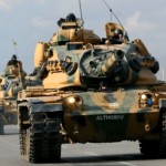 turkish_army_tanks_near_syrian_border