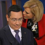a-campaign-staff-gives-advice-to-ponta-during-a-tv-debate-with-iohannis-an-ethnic-german-mayor-backed-by-two-right-wing-parties-in-bucharest