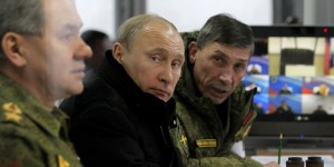 russian-president-vladimir-putin-attends-military-exercise-near-saint-petersburg-2