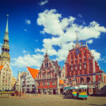 riga-town-hall-square-house-of-the-blackheads-and-st-peters-c