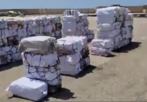 Politia italiana a confiscat 5,3 tone de cocaina in largul coastelor siciliene