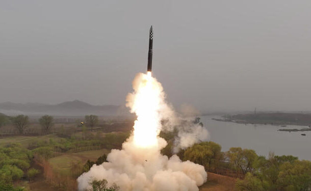 Coreea de Nord lanseaza „mai multe” rachete de croaziera in Marea Galbena