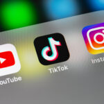 showing-social-media-mobile-apps-icons-of-youtube-tiktok-insta