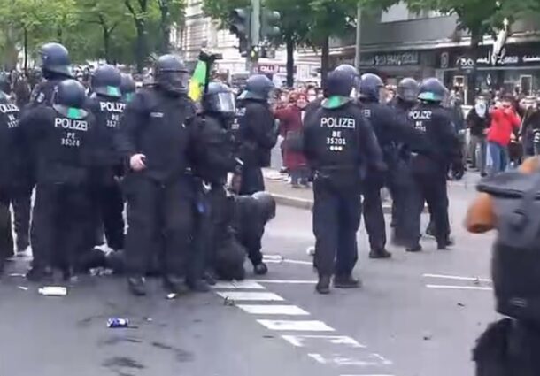 miting, Berlin, pro-Palestina, violenti, politie, ciocniri, teroristi