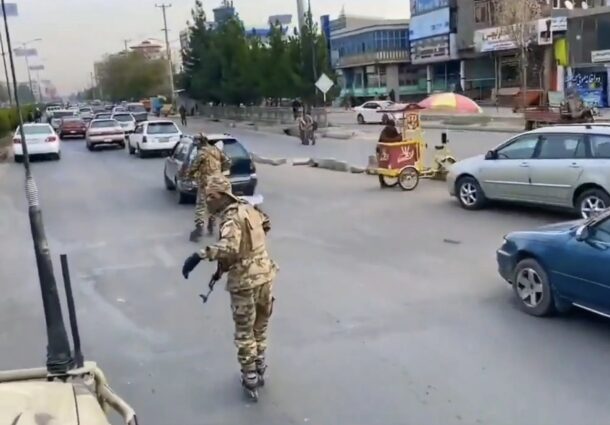 talibani, role, Kabul, patrule