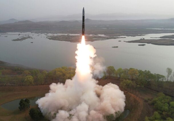 Coreea de Nord, rachete, Marea Japoniei