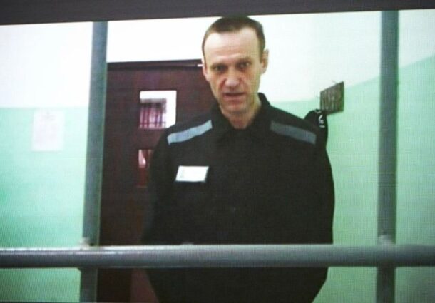 Alexei Navalnii, melodie, Ia Ruskii, Shaman, dimineata, inchisoare, tortura