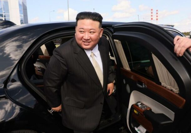 russias-putin-gifts-luxury-car-to-north-koreas-kim-jong-un