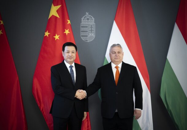 Orban in China