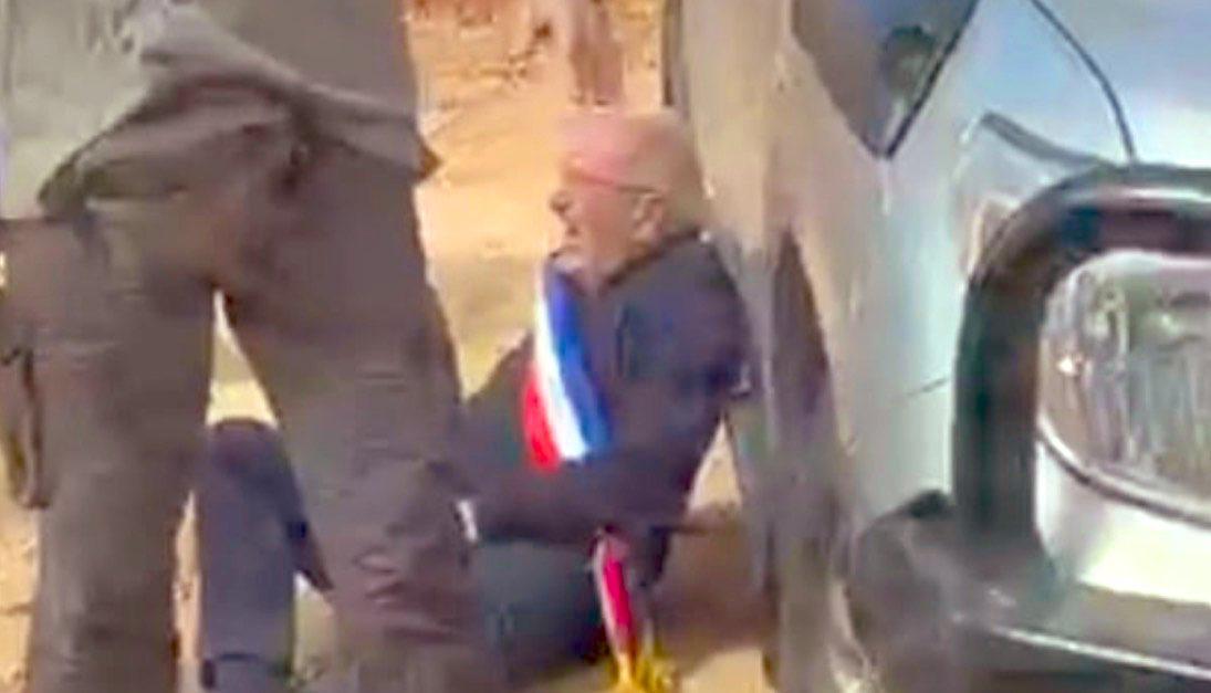 Coloniști israelieni au atacat un convoi diplomatic european în Cisiordania Un primar francez de 78 de ani a fost lovit și trântit la pământ