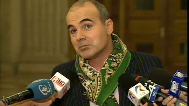 Plesu Antena 3 nu mai este inegalabila. Rares Bogdan risca sa o ia RAZNA de tot