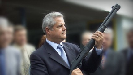Nastase scrie despre introducerea stagiului militar OBLIGATORIU Oare nu vedem ce se intampla