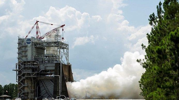 NASA a testat super-MOTORUL de racheta care ne va duce pe Marte intr-o SINGURA zi
