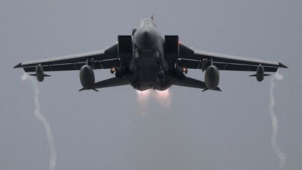 Mergem dupa capul SARPELUI - Avioane Typhoon ataca ISIS pentru a doua noapte - VIDEO