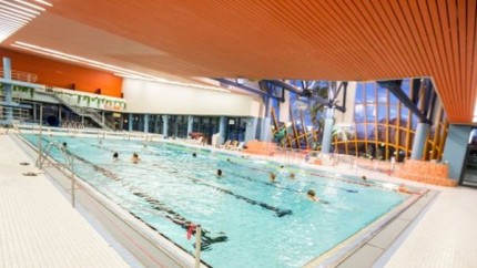 RASISM Imigrantilor li s-a INTERZIS accesul intr-o piscina din Germania dupa ce 2 fete au fost agresate sexual