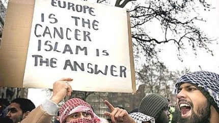 Un lider european cere ajutorul SUA Musulmanii vin sa ne COLONIZEZE. Generatiile viitoare nu ne vor ierta niciodata