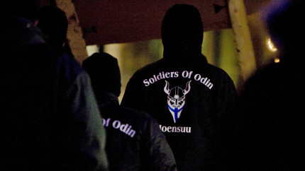 Intrusii ISLAMISTI maresc criminalitatea. Patrule de PATRIOTI pe strazile Finlandei dupa ce numarul de agresiuni sexuale s-a DUBLAT