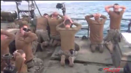 SOC in Statele Unite. Cum au fost UMILITI soldatii SUA de Iran. Americanca obligata sa poarte val islamic - VIDEO