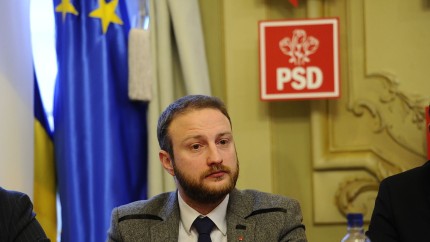Ciolos l-a dat AFARA pe scandalagiul Andrei Tinu. A fost numit direct de Victor Ponta