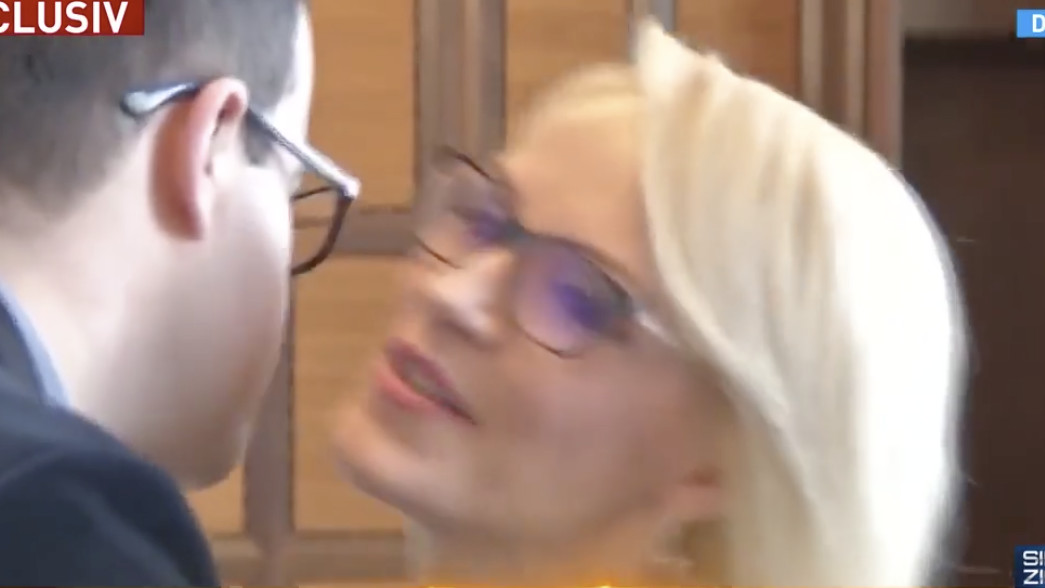 Moment de un penibil istoric intre Gadea si Firea. Inca o dovada ca Antena 3 manipuleaza grosolan Demascati de propria prostie - Video