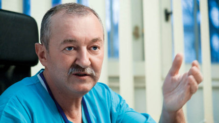 Aici s-a ajuns Am suspendat operatiile din cauza ca nu avem ata chirurgicala masti manusi - Marturia unui medic eminent din Bucuresti