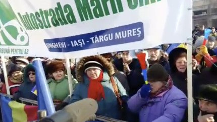 Liderii PSD huiduiti cu sete la Iasi la ceremoniile de Ziua Micii Uniri. Presa pesedista sustine ca omul lui Iohannis a fost vizat - Video