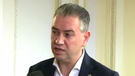 Ministrul Ghinea despre Ben Oni Ardelean Personaj de la galerie omul e ignorat in PNL si colegii liberali fac bine