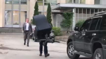 Nebunie la Chisinau dupa fuga lui Plahotniuc. Ministrii pleaca cu fotoliile acasa se ard documente in sediul institutiilor de stat