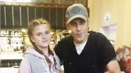 Alexandra Macesanu alaturi de Banica Traiesc intr-o tara in care ura hotia prostia coruptia nu mai au nici o limita