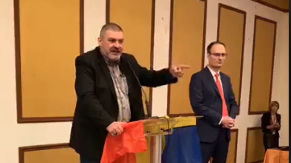 S-a lansat partidul lui Dragnea. Fostul strateg al lui Dragnea miscare cu Cumpanasu Dragnea va fi liber pana pe 9 ianuarie