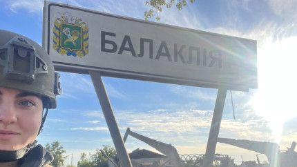 Rusia bombardeaza furioasa orasele din care a fugit saptamana trecuta. Sustine ca 130 de partizani ucraineni au fost arestati in zonele ocupate