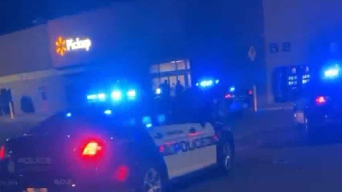 Un nou atac armat in SUA. Focuri de arma intr-un magazin Walmart din Virginia mai multe persoane au murit inclusiv atacatorul