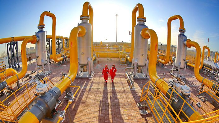 Ministrii Energiei din tarile UE au convenit asupra plafonarii pretului gazelor naturale