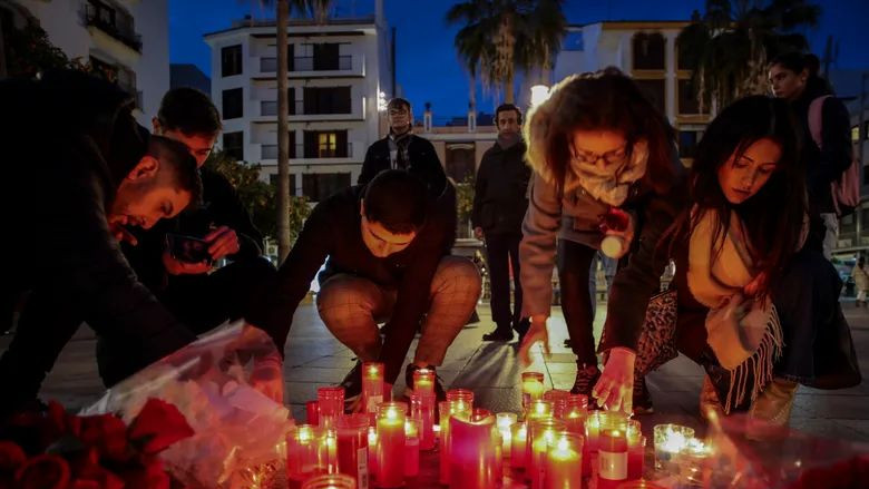 Spania Politia a perchezitionat casa suspectului retinut in urma atacului cu maceta de la bisericile din Algeciras
