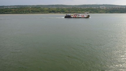 O operatiune de salvare a fost declansata pe Dunare dupa ce un marinar a cazut in apele fluviului.