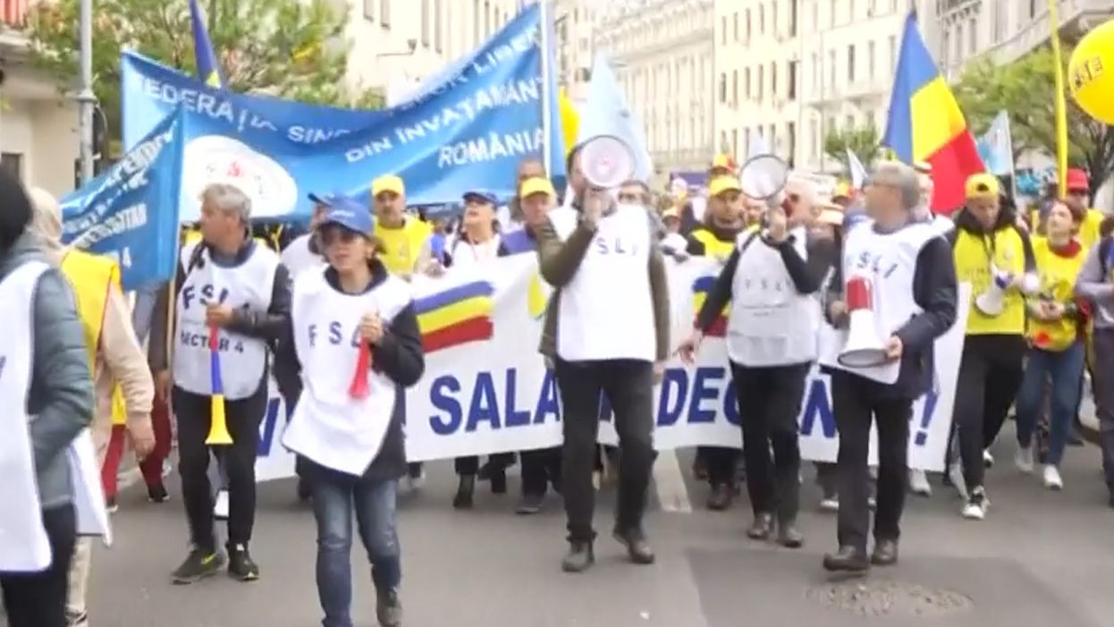 Noua lege a salarizarii prevede acordarea de sporuri doar pe criterii de perfomanta - Surse