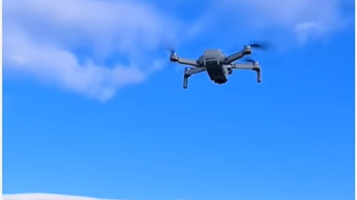 Razboiul Rusiei impotriva Ucrainei Serviciile secrete britanice au indicat pe ce pariaza Kremlinul. Toti elevii de liceu vor invata sa piloteze drone