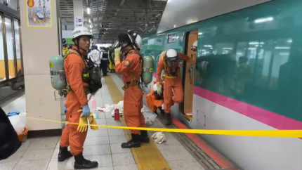 Japonia Patru persoane au ajuns la spital dupa ce au atins o substanta chimica necunoscuta