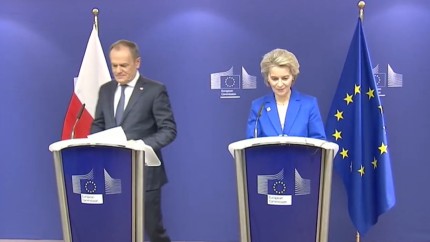 Articolul 7. Bruxelles-ul vrea sa inchida procedura punitiva impotriva Poloniei privind statul de drept