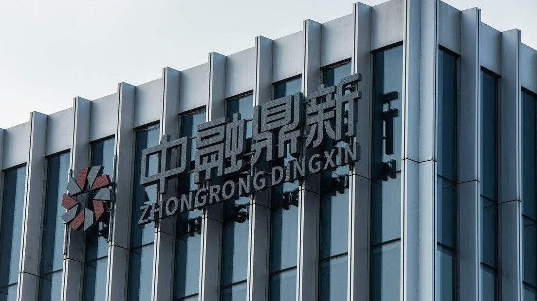 Un faimos analist financiar care a prezis turbulentele bancilor chineze sustine ca industria fiduciara a Chinei in valoare de 29 trilioane de dolari risca o prabusire masiva