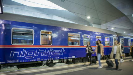 Trenul de noapte nightjet Paris - Berlin ar putea redeveni vedeta transporturilor feroviare europene. Cursa este operata de austrieci