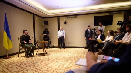 Volodimir Zelenski avertizeaza ca toate conflictele izbucnite in ultimul an au in spate mana lunga a Moscovei care vrea sa destabilizeze intreaga lume
