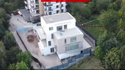 Un PSD-ist i-a filmat casa unui fost PSD-ist sustinand ca acesta s-a imbogatit ilegal cat timp a fost in PSD. Il toarna la DNA