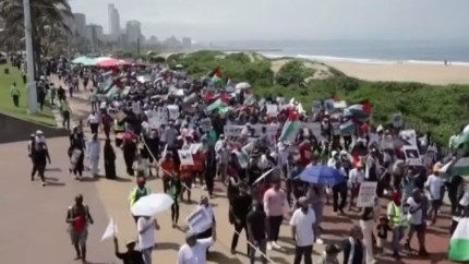 Africa de Sud ameninta ca ii va aresta pe cetatenii care lupta alaturi de armata israeliana