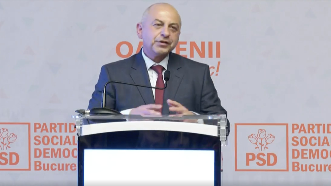 PSD refuza sa-si asume responsabilitatea inlocuirii lui Cirstoiu il impinge pe medic sa isi anunte retragerea Este primul care trebuie sa spuna daca merge sau nu inainte pentru ca toate presiunea si tot ce s-a intamplat s-au revarsat asupra dumnealui