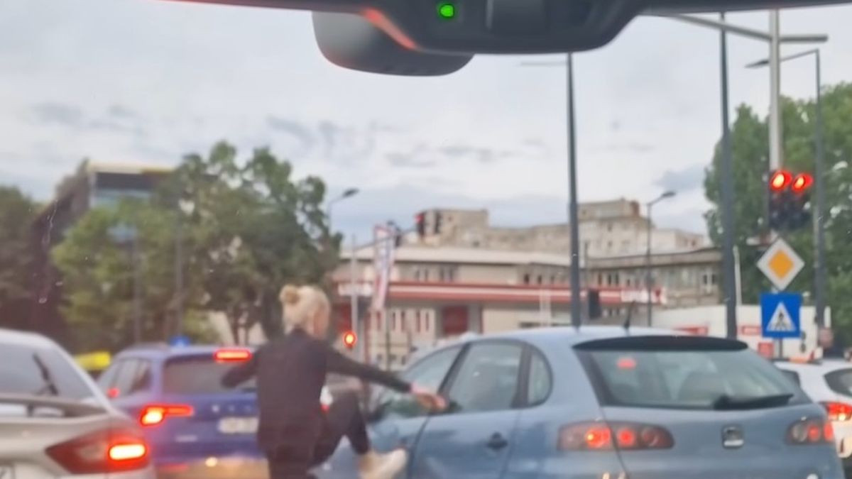 Turist din Cluj agresat de o soferita la Constanta. Cei doi se sicanasera anterior in trafic - VIDEO