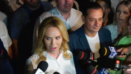 Firea se victimeaza deja Toti ceilalti patru contracandidati domni s-au napustit asupra mea