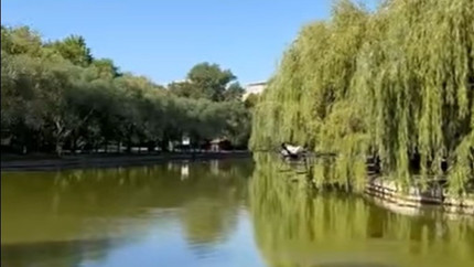 Dezinsectia cu ajutorul dronelor testata de Primaria Generala pe malurile lacurilor din Bucuresti - VIDEO