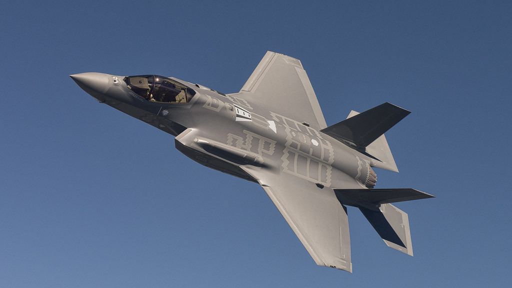 A sasea generatie. Viitoarele avioane F-35 vor putea zbura fara piloti Lockheed va introduce noi capabilitati