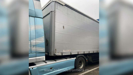 Semiremorca cautata de autoritatile germane descoperita in PTF Nadlac II